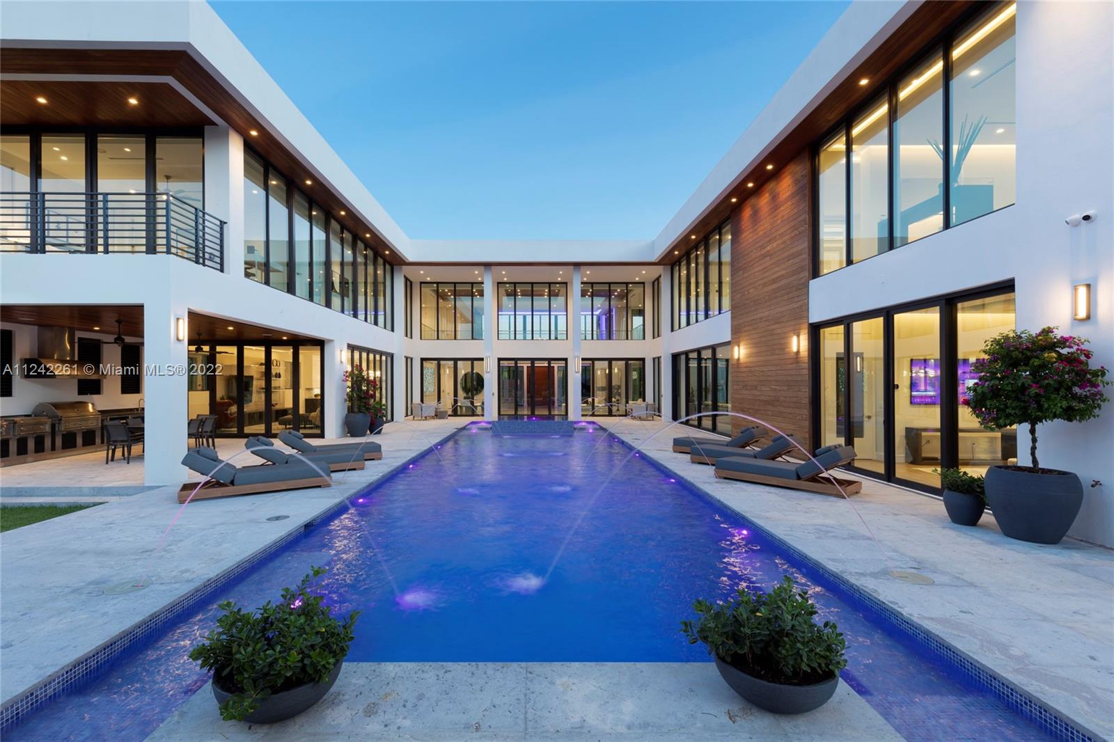 HELMS COUNTRY ESTATES ADD - Residential