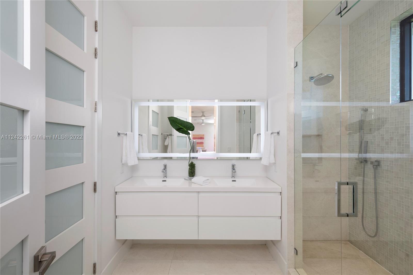 HELMS COUNTRY ESTATES ADD - Residential