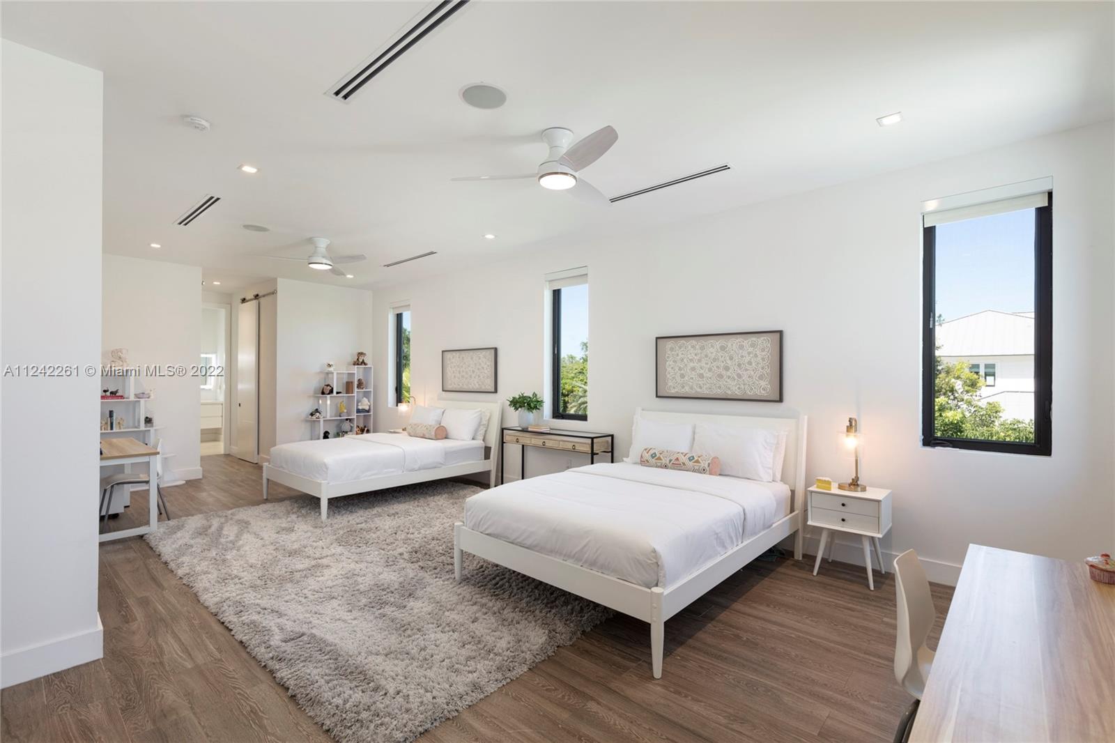 HELMS COUNTRY ESTATES ADD - Residential