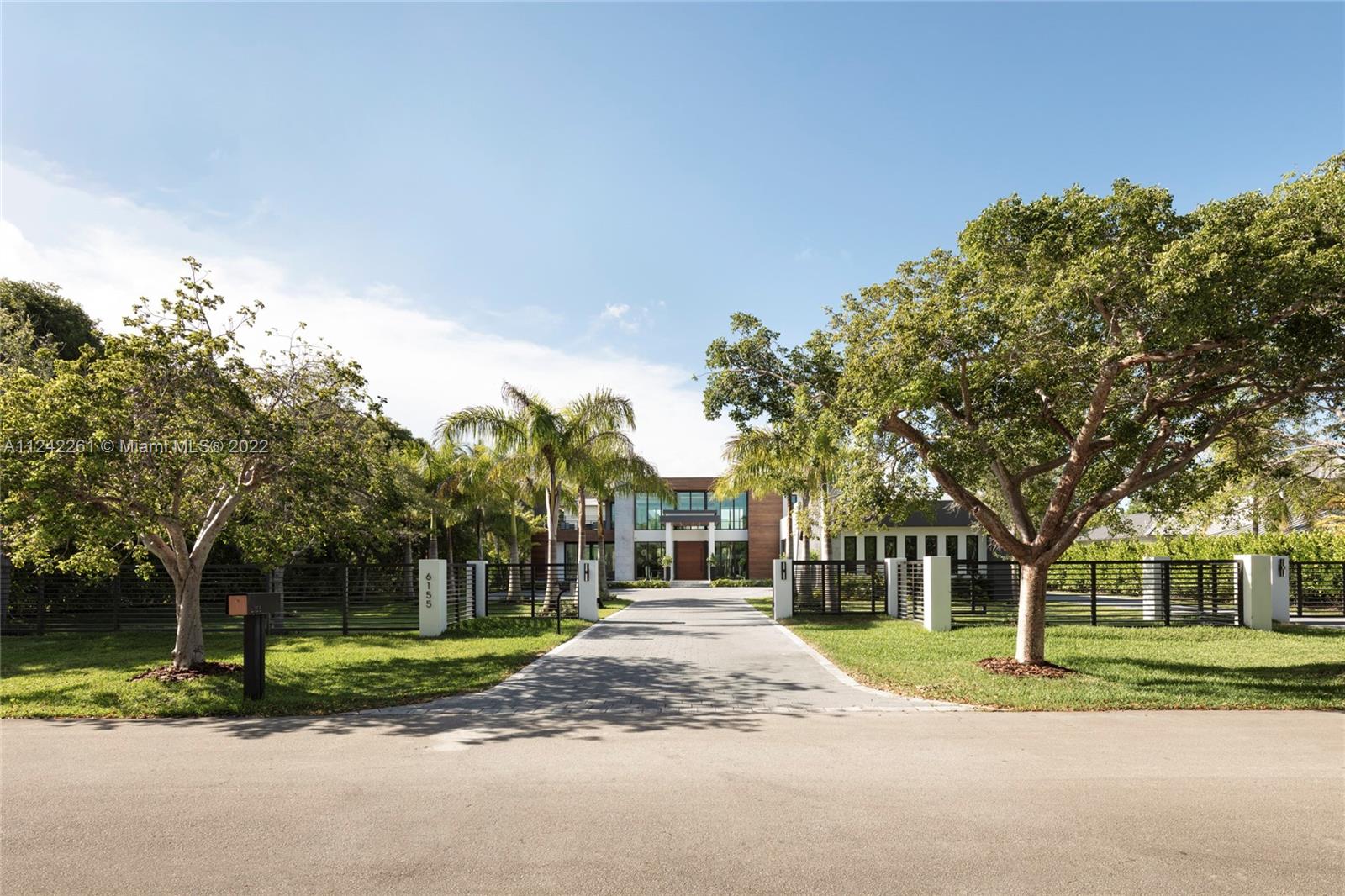 HELMS COUNTRY ESTATES ADD - Residential