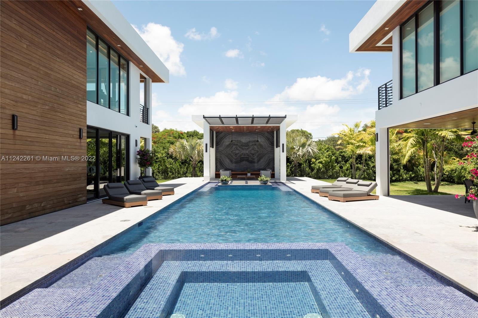 HELMS COUNTRY ESTATES ADD - Residential