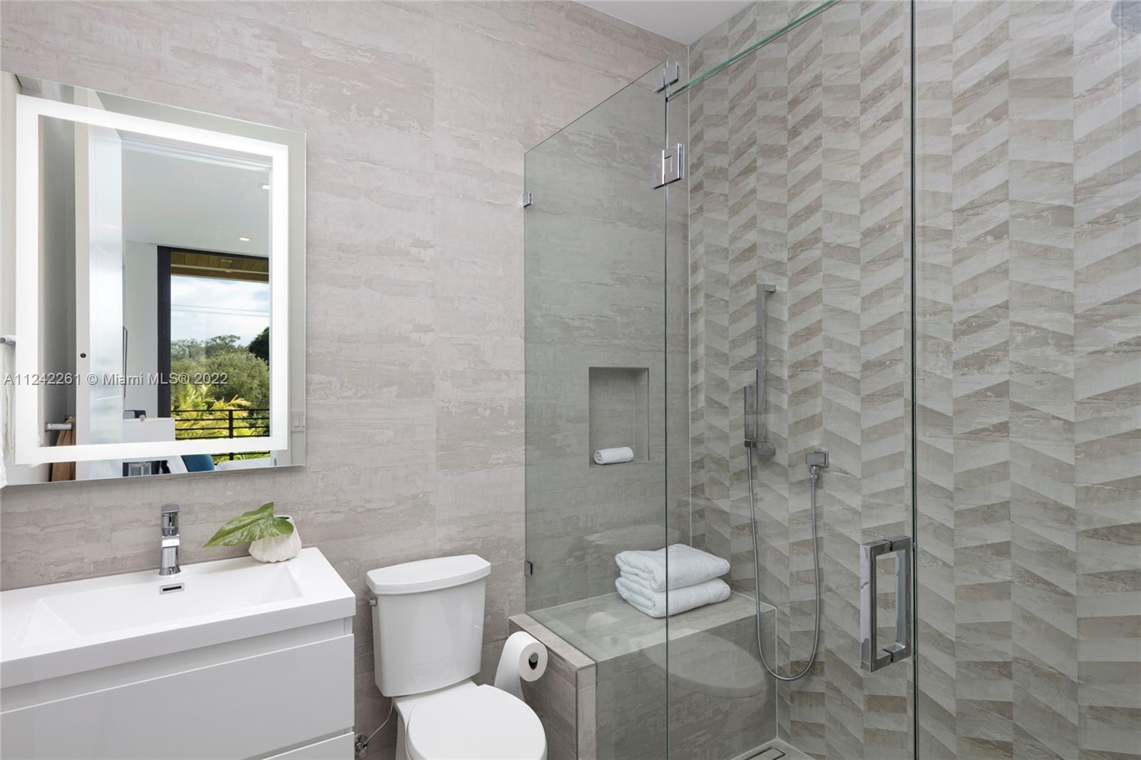 HELMS COUNTRY ESTATES ADD - Residential