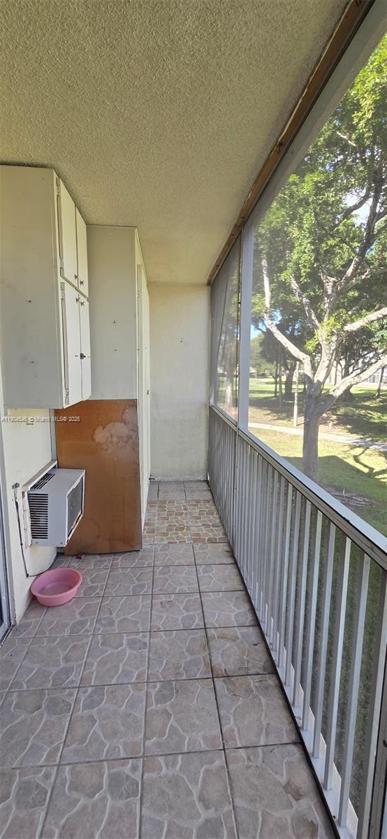 NEW HAMPTON AT CENTURY VI - Residential