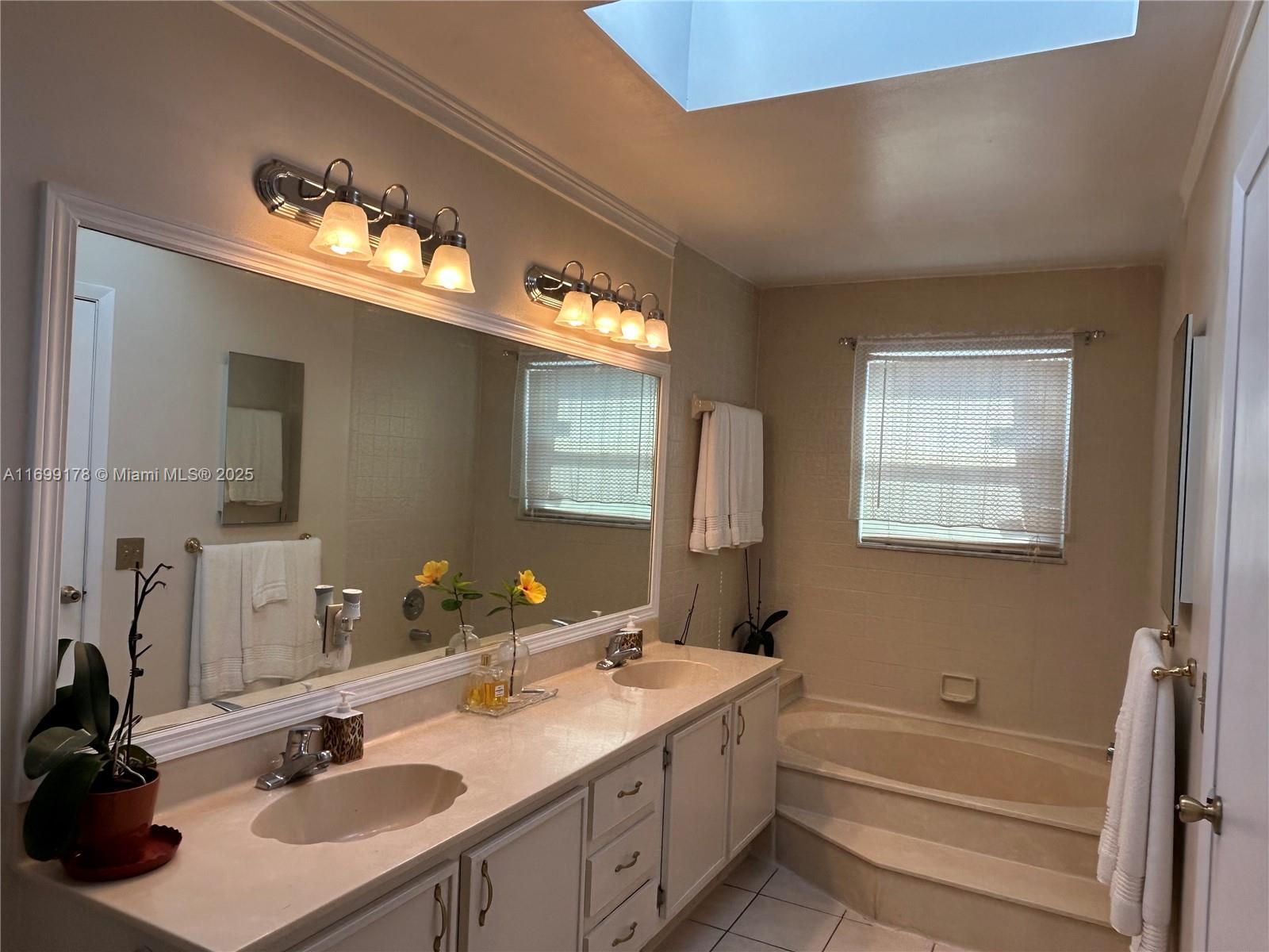 FALCONS LEA - Residential