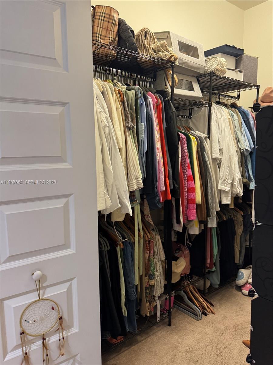 APEX AT PARK CENTRAL COND - Residential