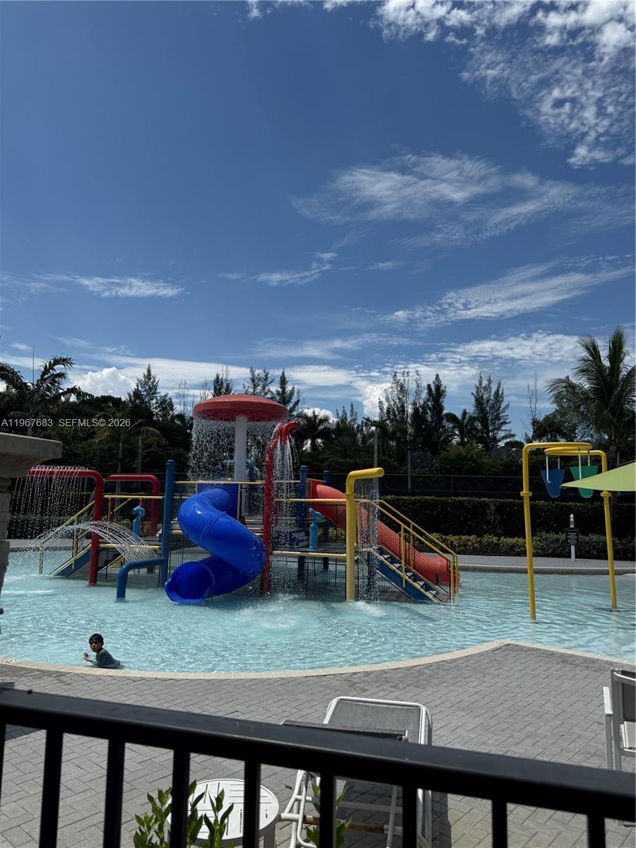 APEX AT PARK CENTRAL COND - Residential