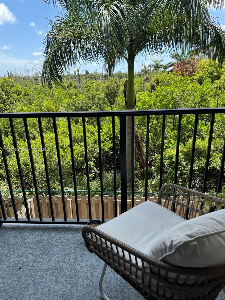 APEX AT PARK CENTRAL COND - Residential