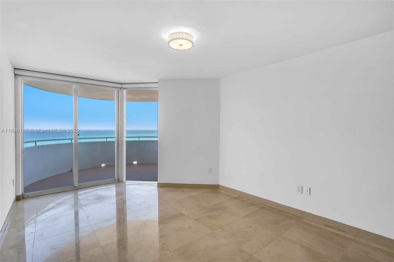 LA GORCE PALACE CONDO - Residential