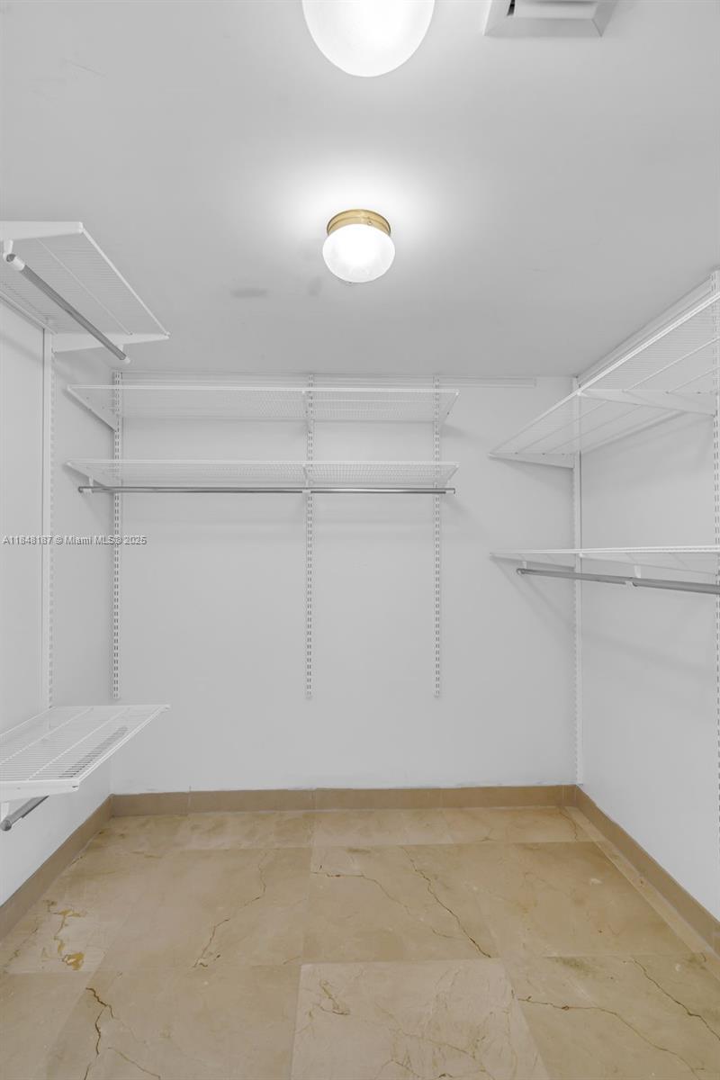 LA GORCE PALACE CONDO - Residential