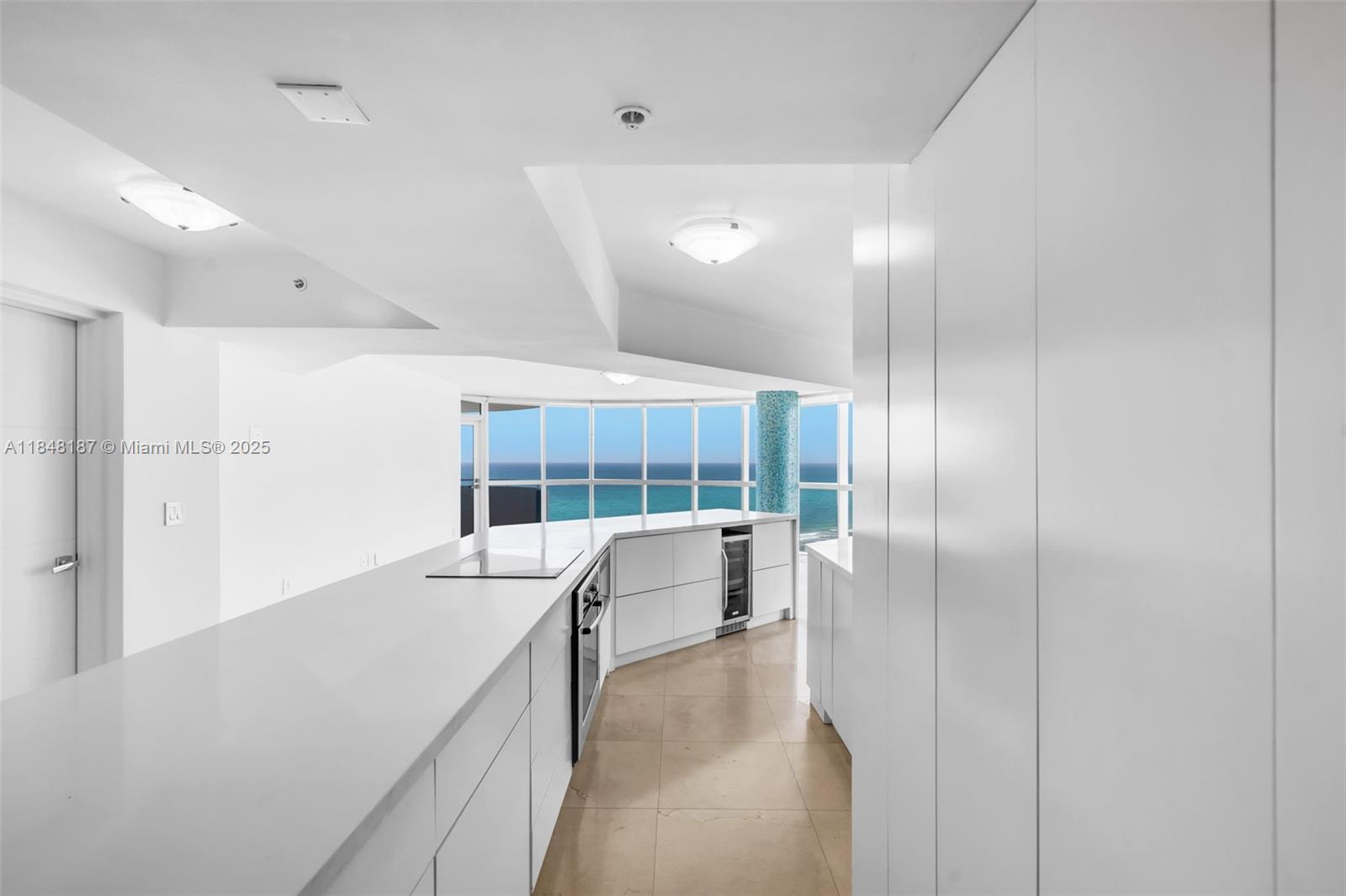LA GORCE PALACE CONDO - Residential