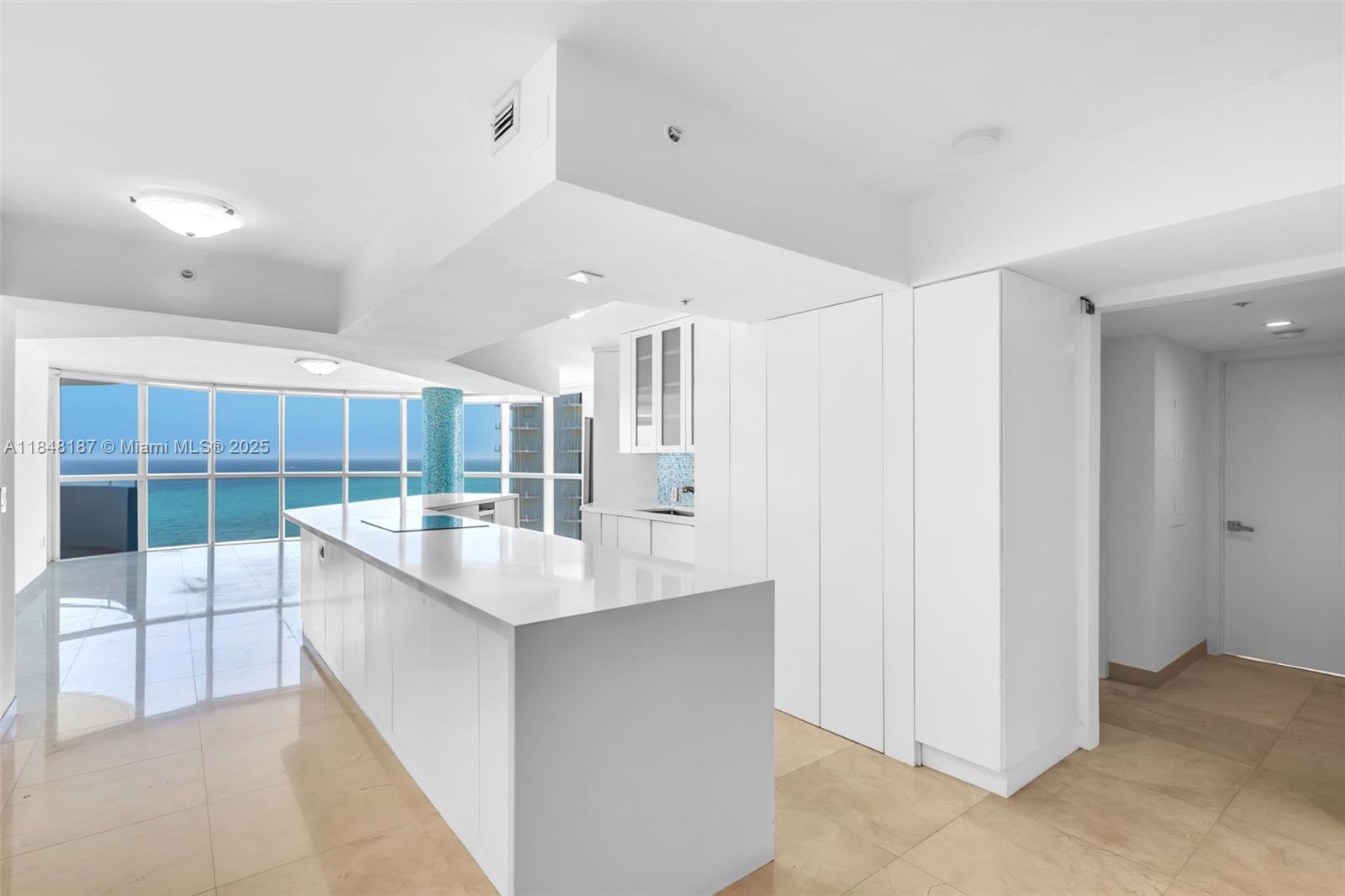6301 Collins Ave 1903