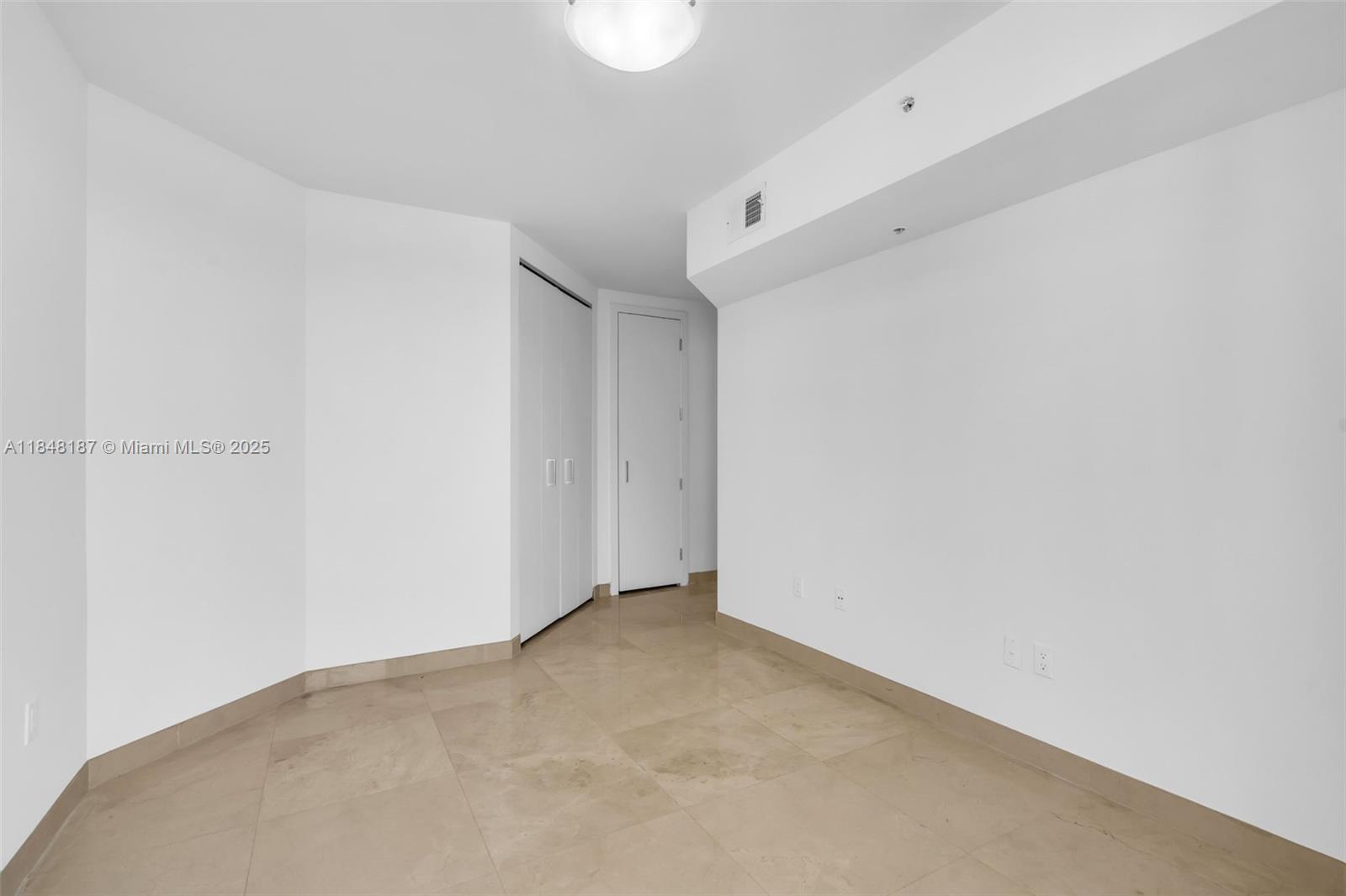 LA GORCE PALACE CONDO - Residential