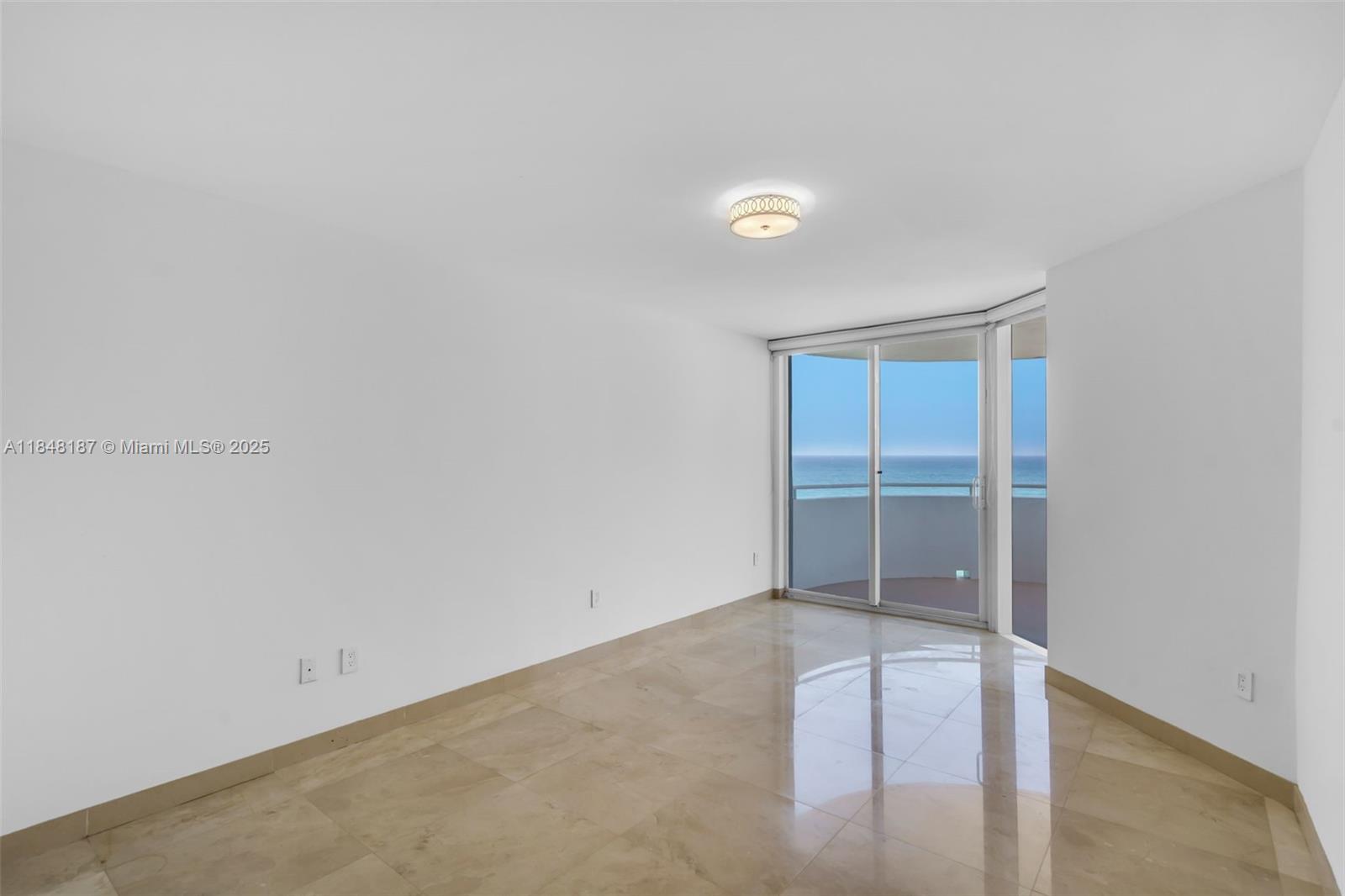 LA GORCE PALACE CONDO - Residential