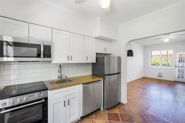 736 13TH ST APT 210, MIAMI BEACH, FL 33139 - Image 9b2f70f20b86df914bcb5ecb79b93bcc/3935286975