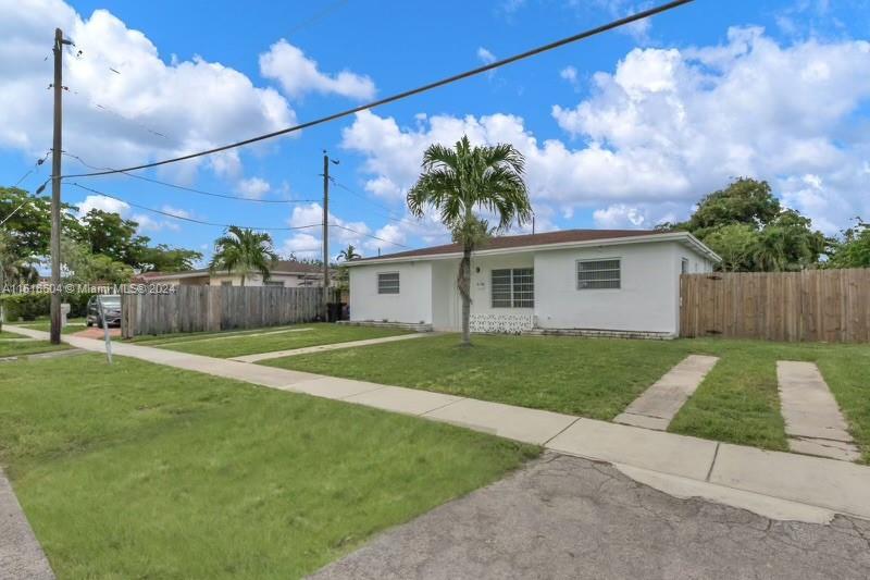 Property for Sale at 830 Ne 171st St St, North Miami Beach, Miami-Dade County, Florida - Bedrooms: 3 
Bathrooms: 3  - $899,000