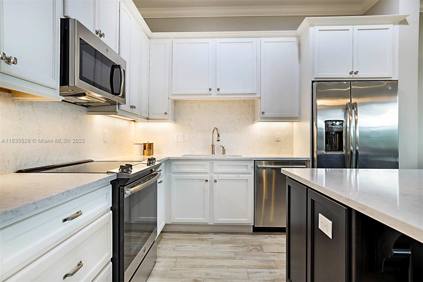 OCEAN BREEZE TOWNHOMES AT - Residential
