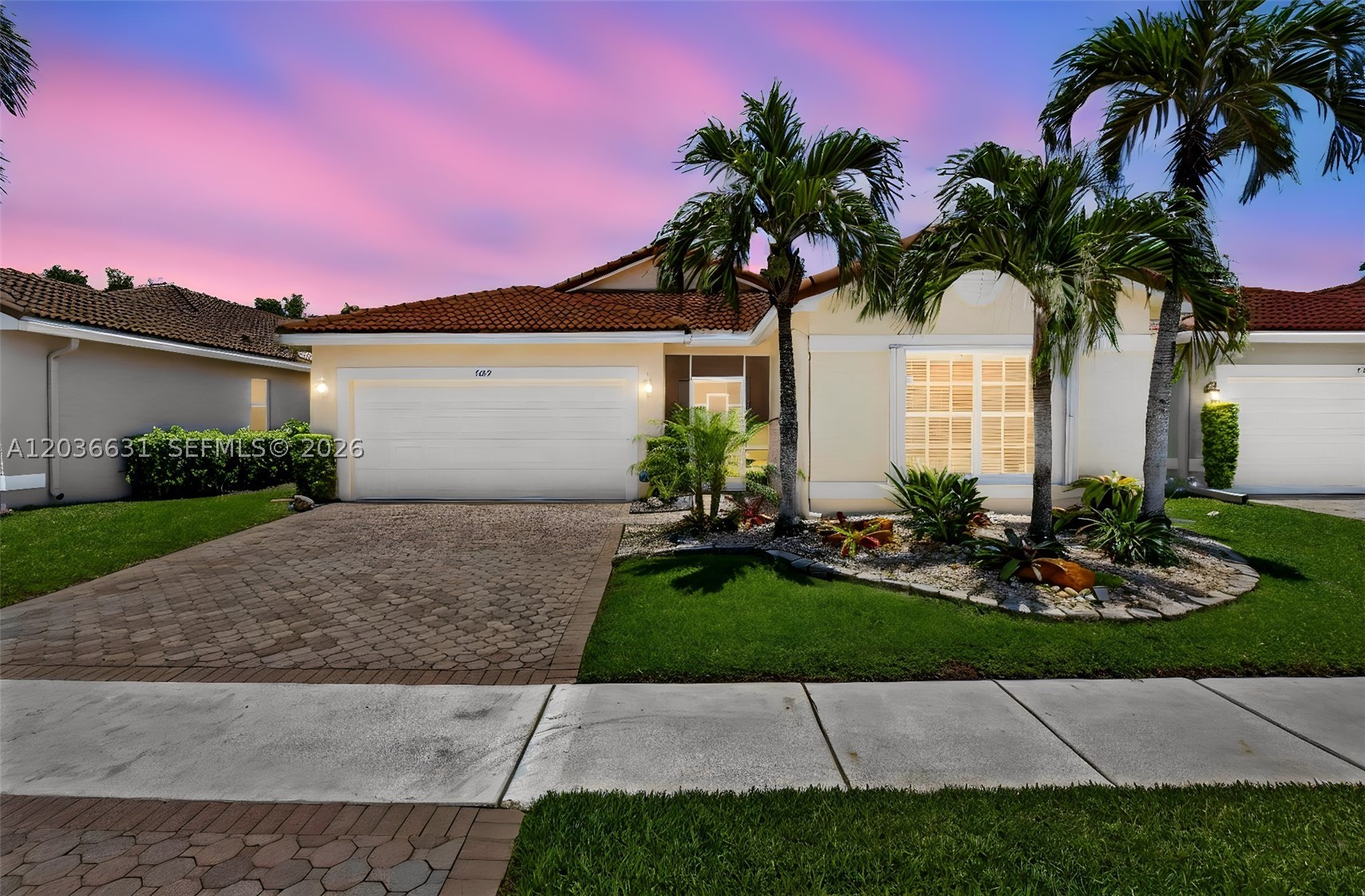 7679 Lemonwood St