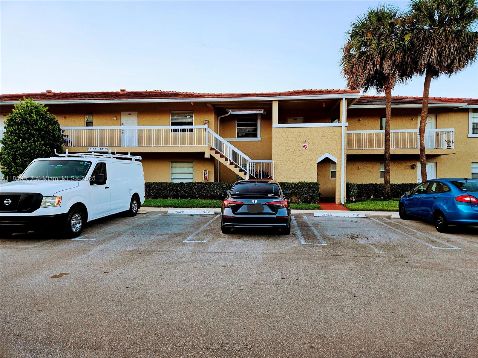 LAKEWOOD VILLAGE - Residential