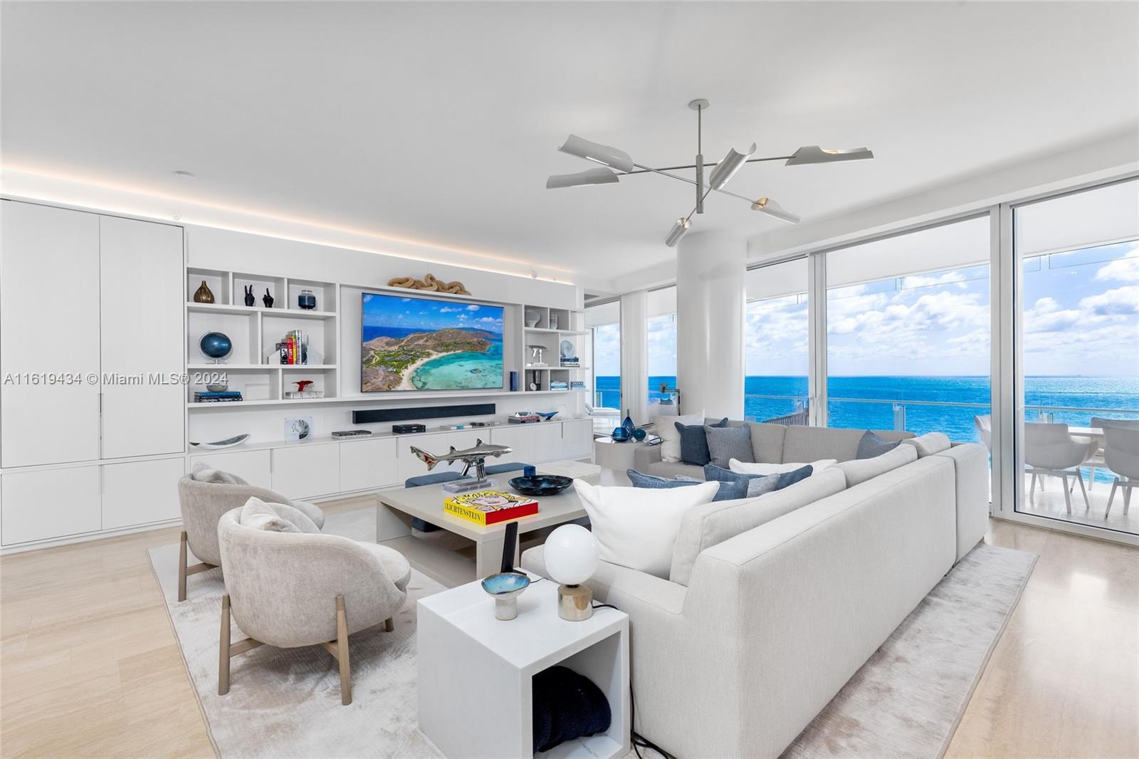 SURF CLUB CONDO - Residential