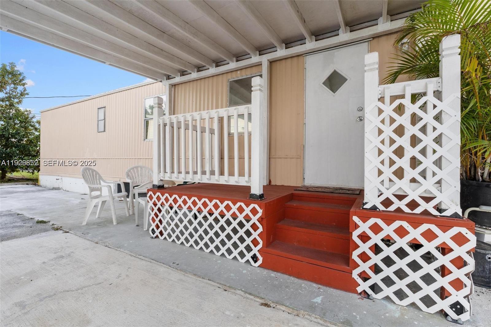 Silver Palm Place - Residential