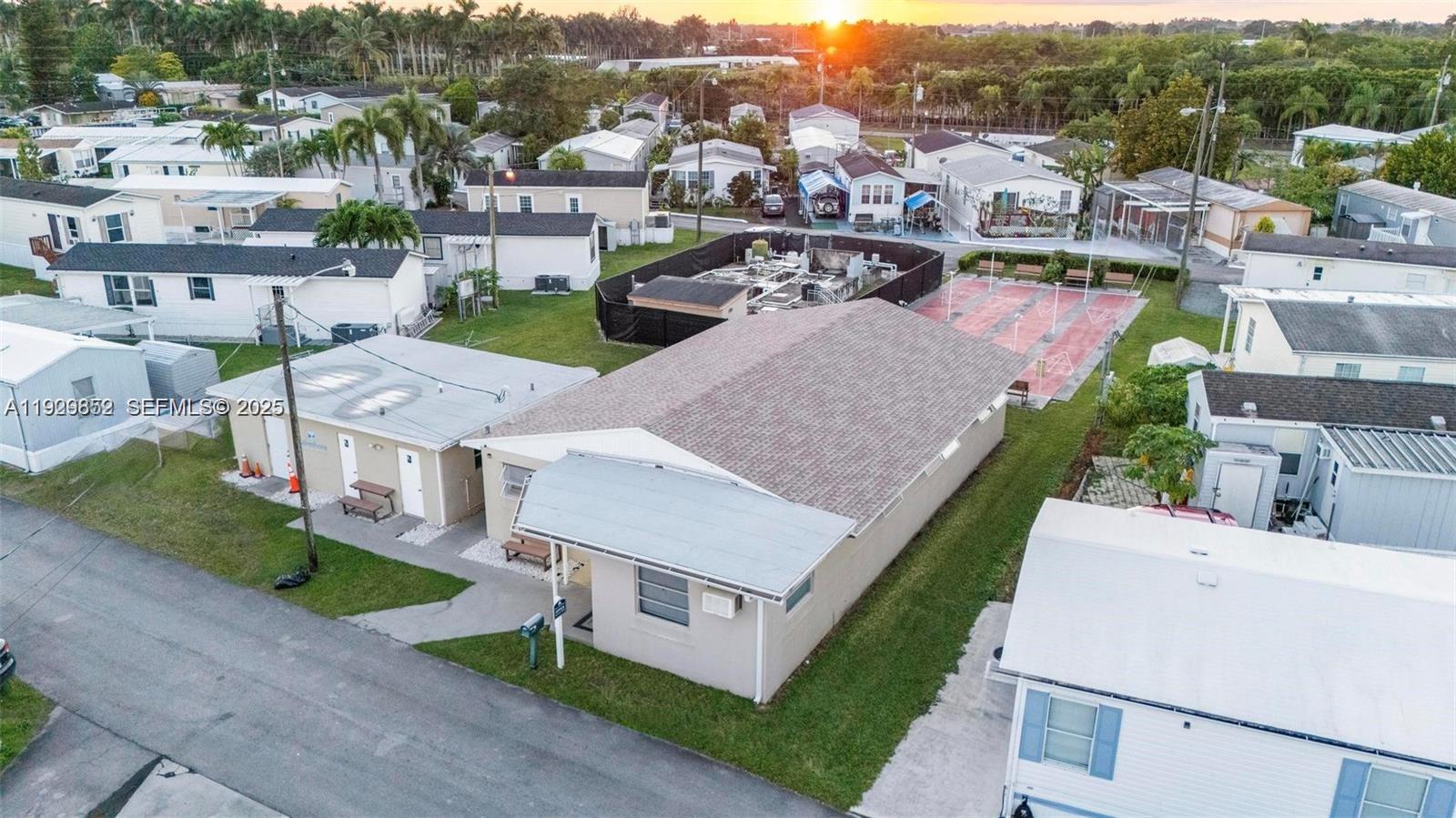 Silver Palm Place - Residential