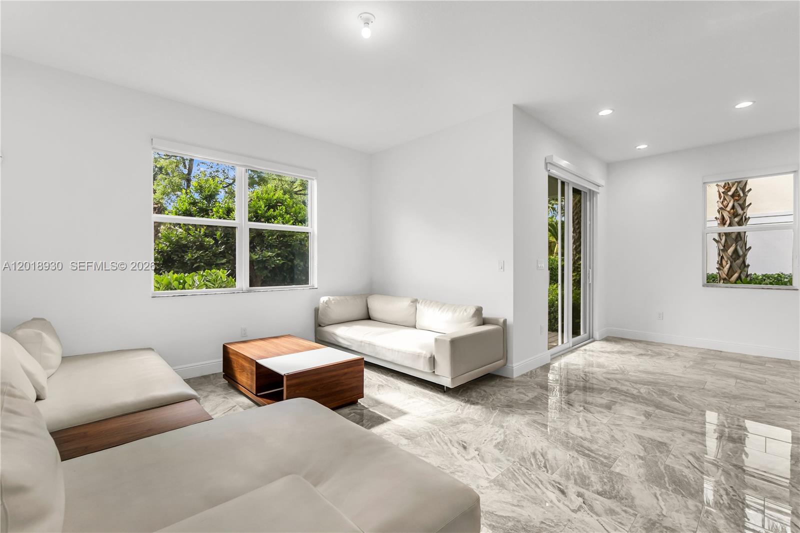 DEERFIELD CROSSING - Residential