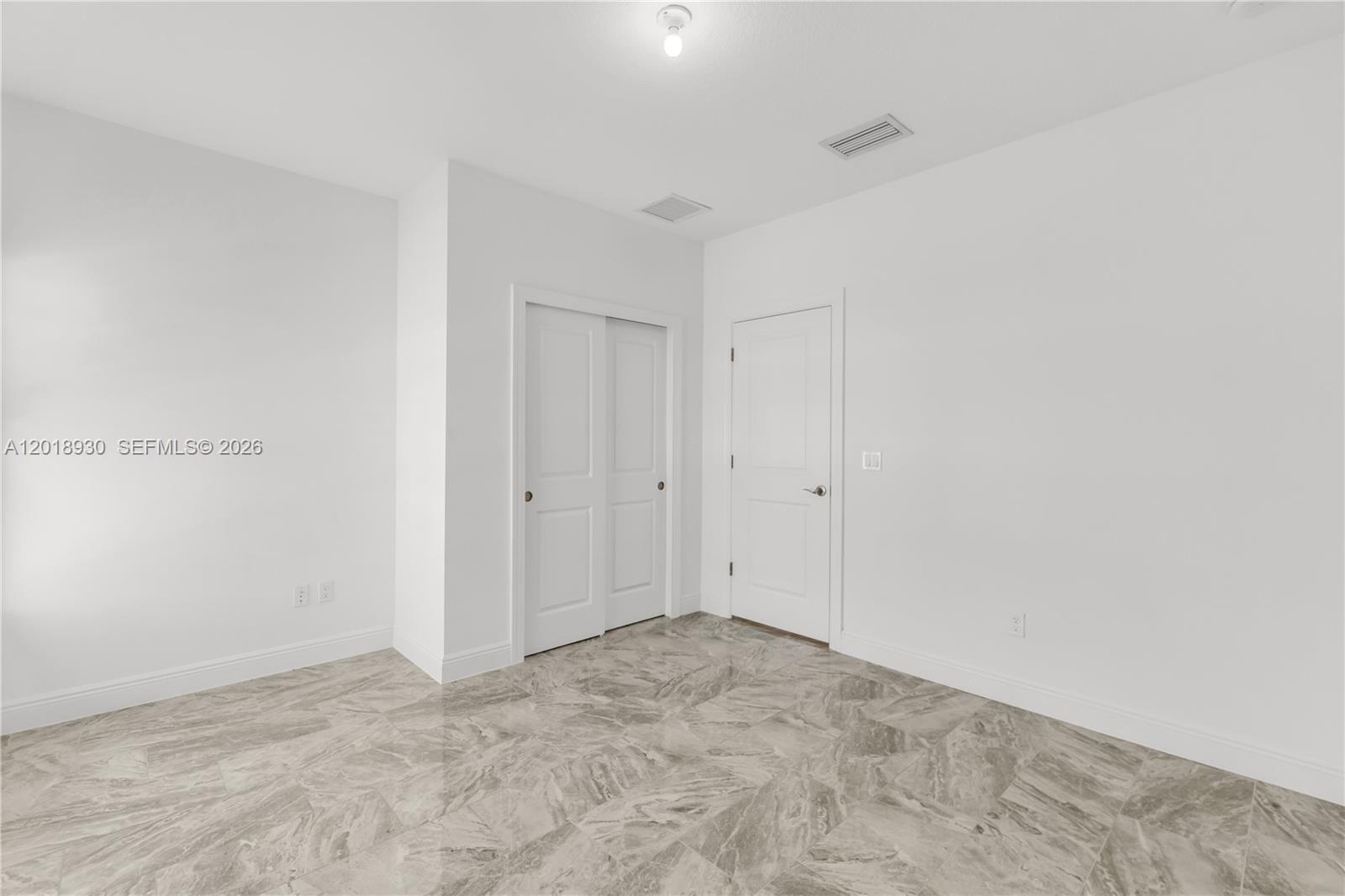 DEERFIELD CROSSING - Residential