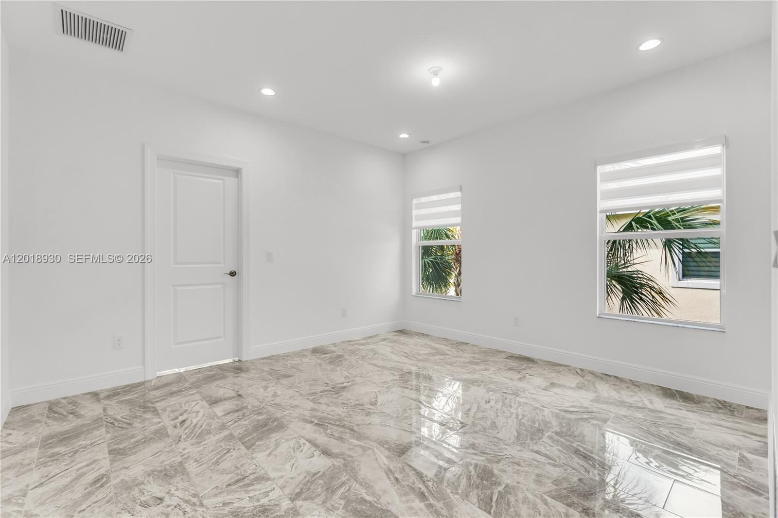 DEERFIELD CROSSING - Residential
