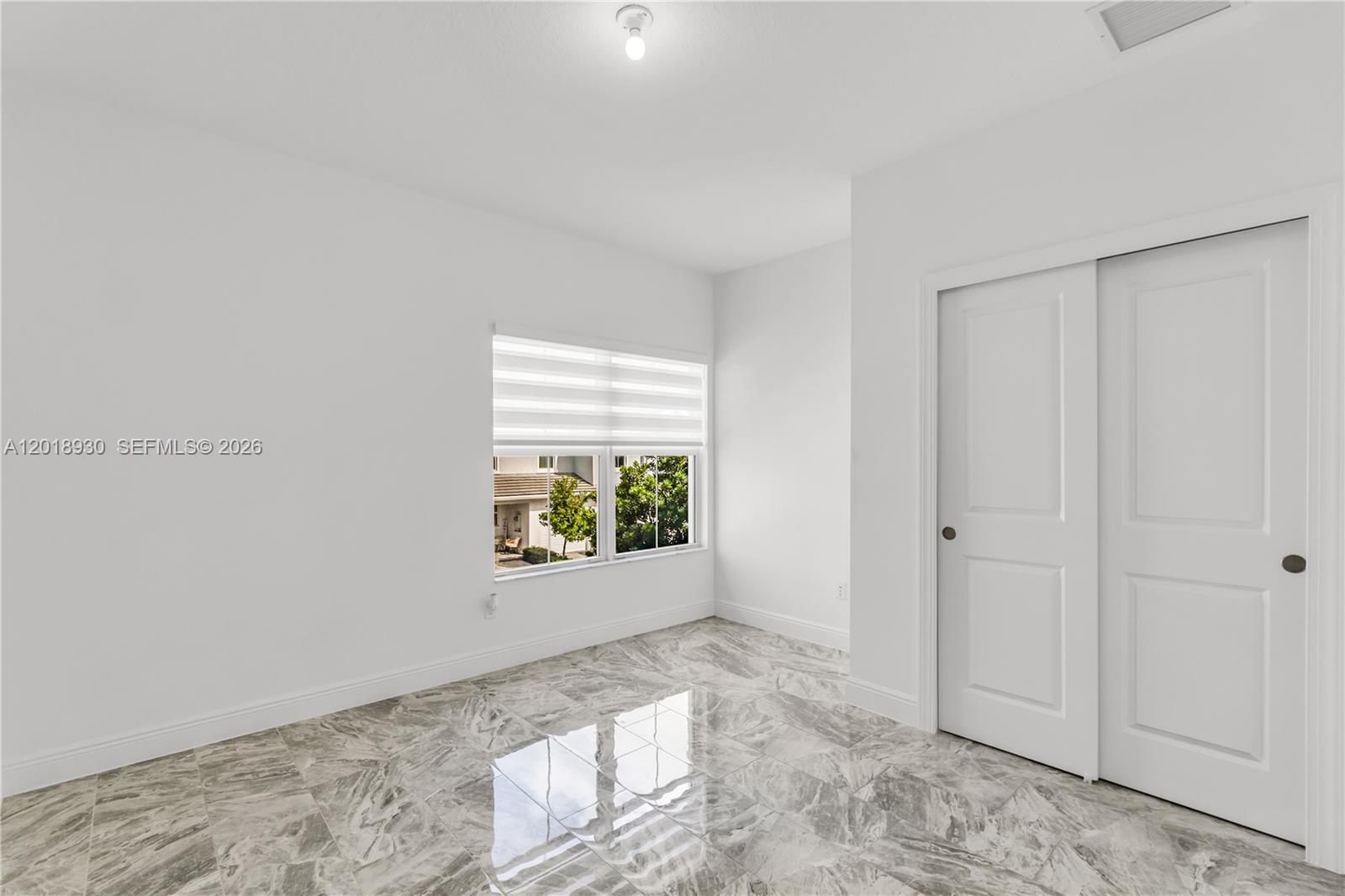 DEERFIELD CROSSING - Residential