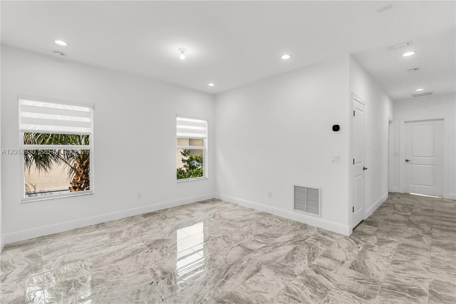 DEERFIELD CROSSING - Residential