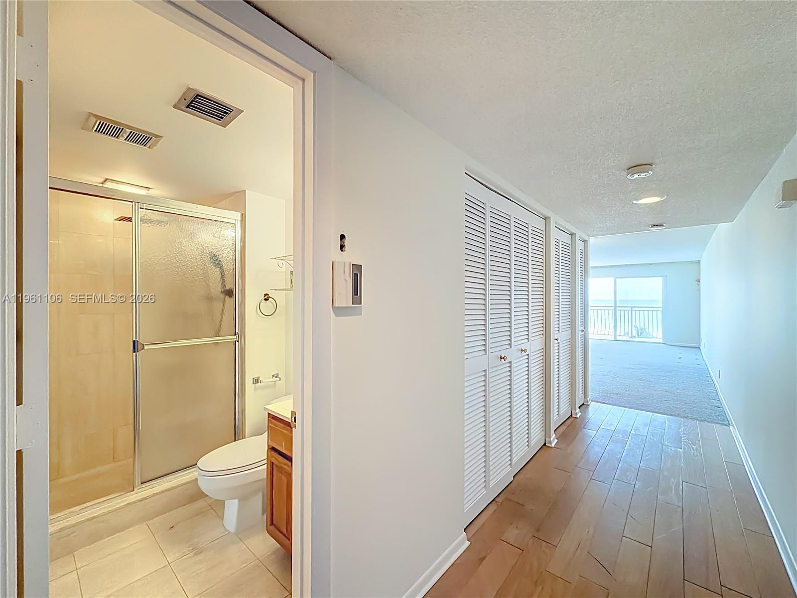 LAGO MAR NORTH LODGE COND - Residential