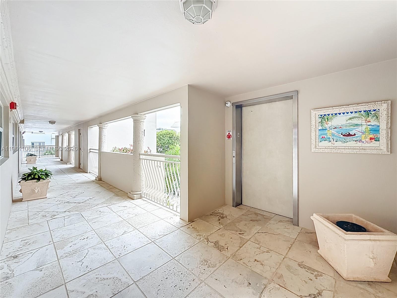 LAGO MAR NORTH LODGE COND - Residential