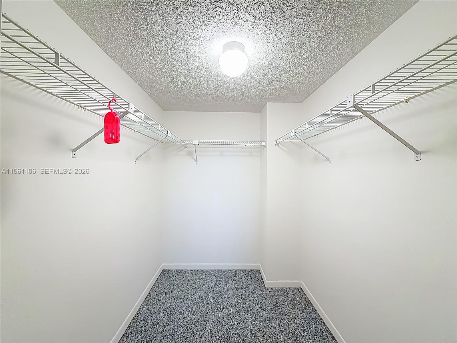 LAGO MAR NORTH LODGE COND - Residential