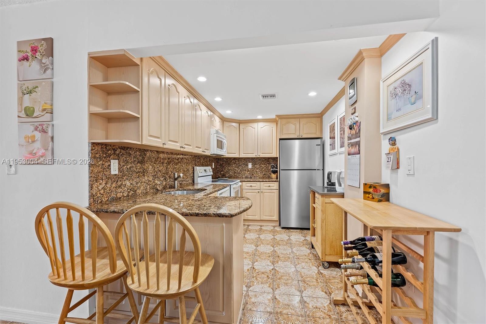 TALL TREES CONDO - Residential