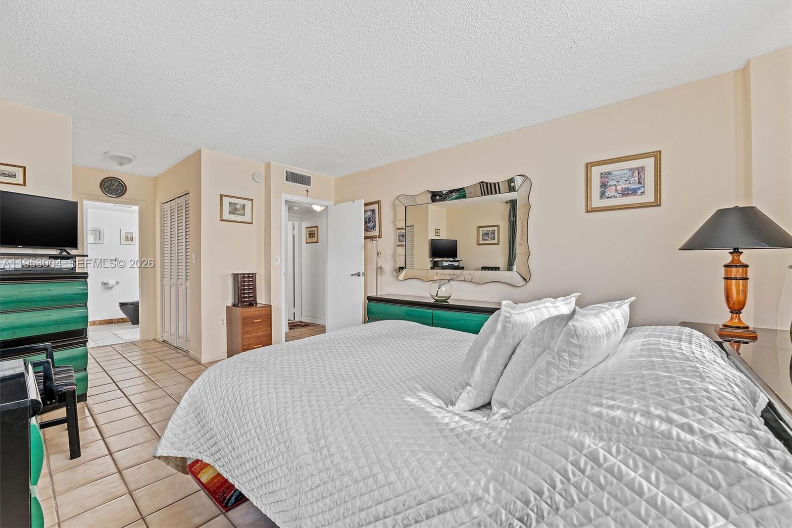 TALL TREES CONDO - Residential