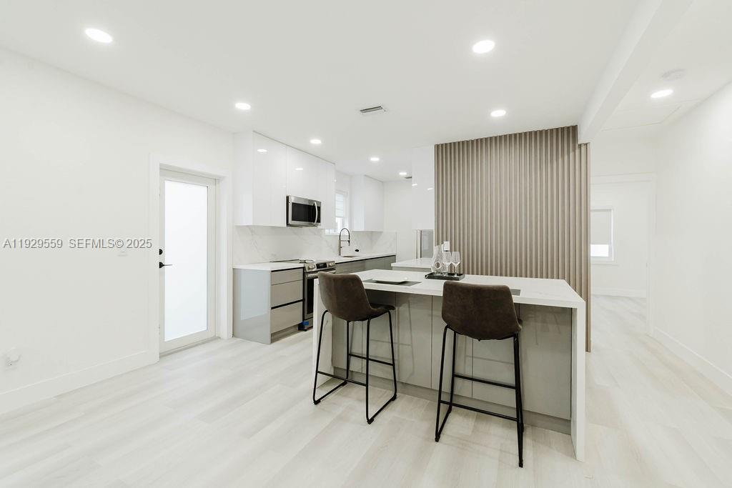 EAST VEDADO - Residential