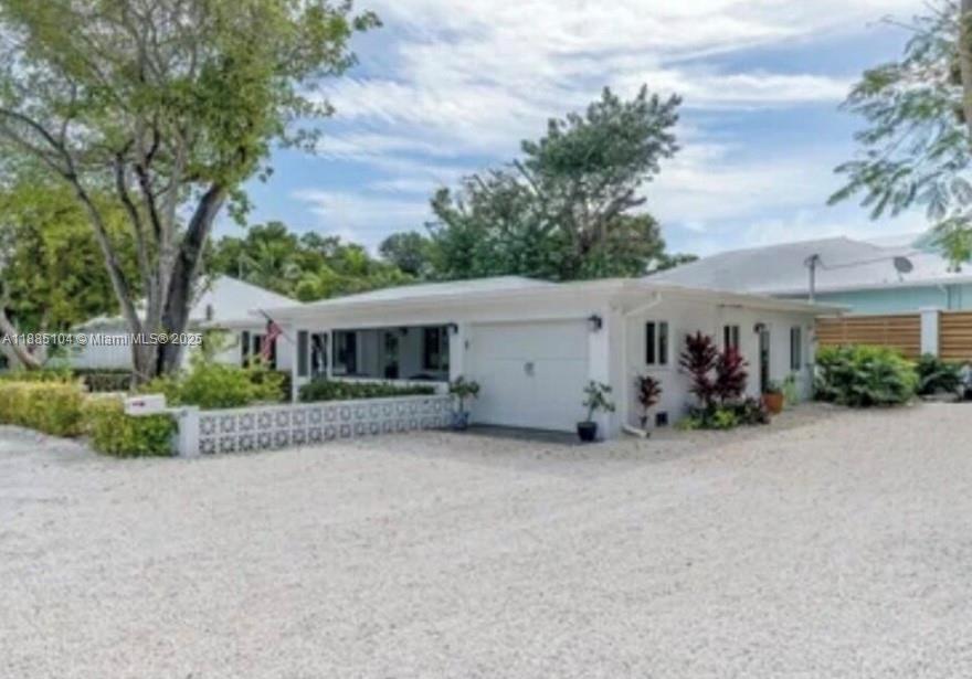 INDIAN HARBOR - Residential