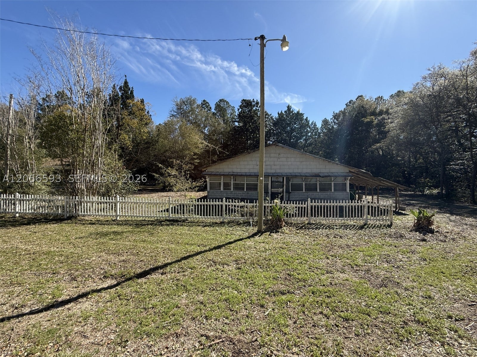 5911 SW 250th