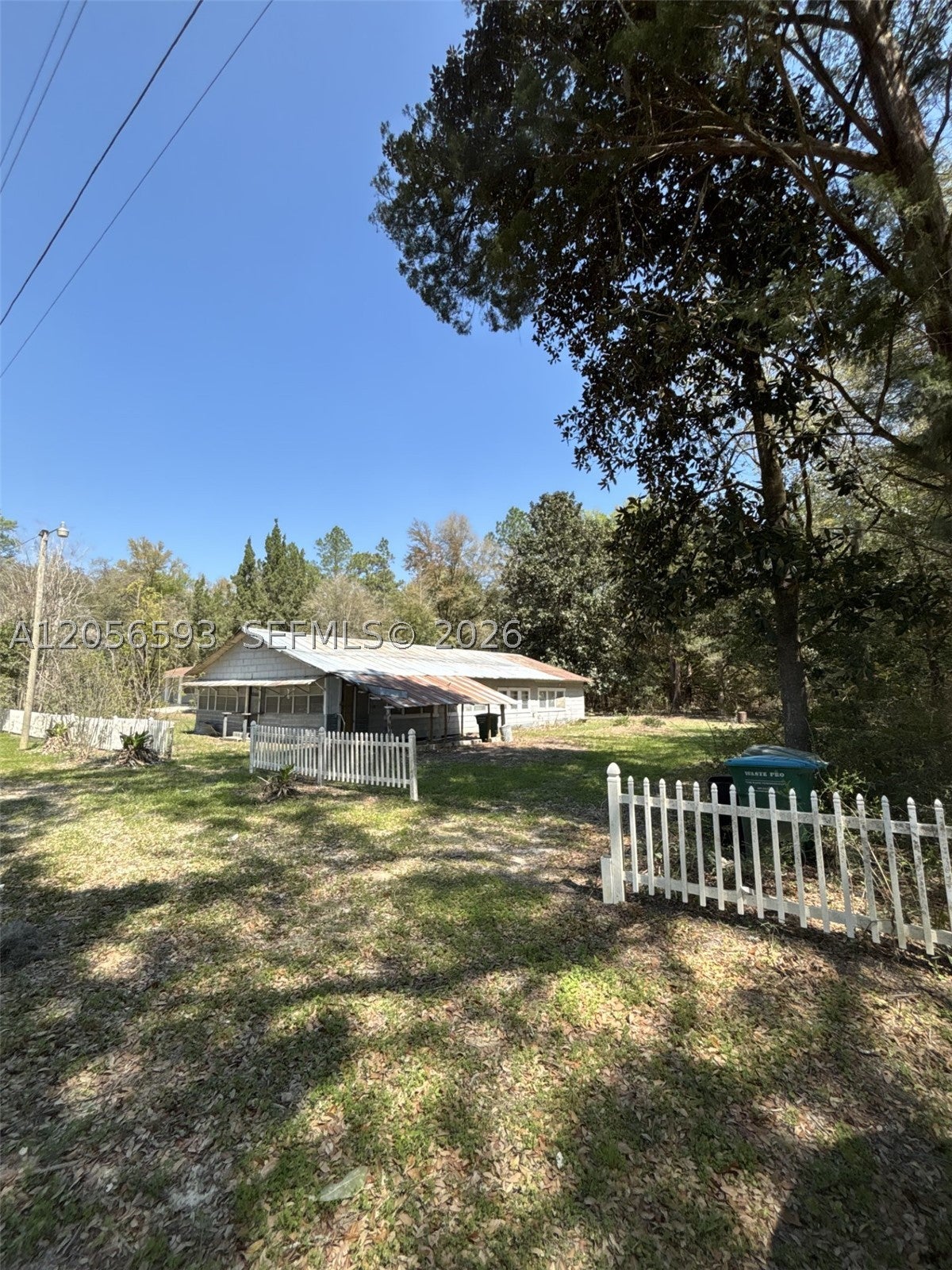 5911 SW 250th