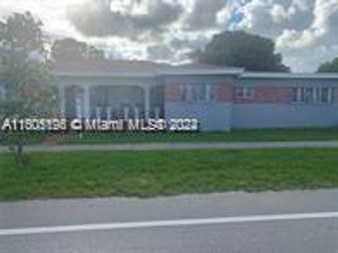 Single Family Residence in West Park FL 1720 56th Ave Ave.jpg