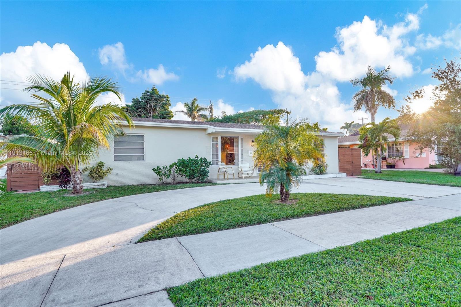 ANDERSON VILLAS - Residential