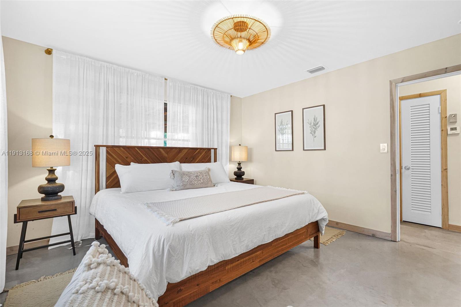 ANDERSON VILLAS - Residential