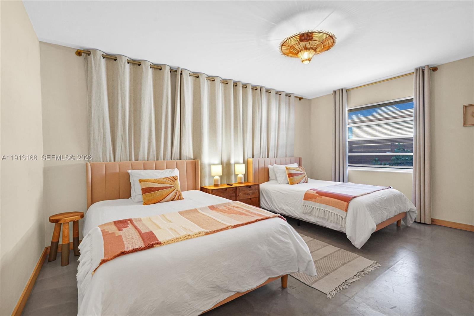 ANDERSON VILLAS - Residential