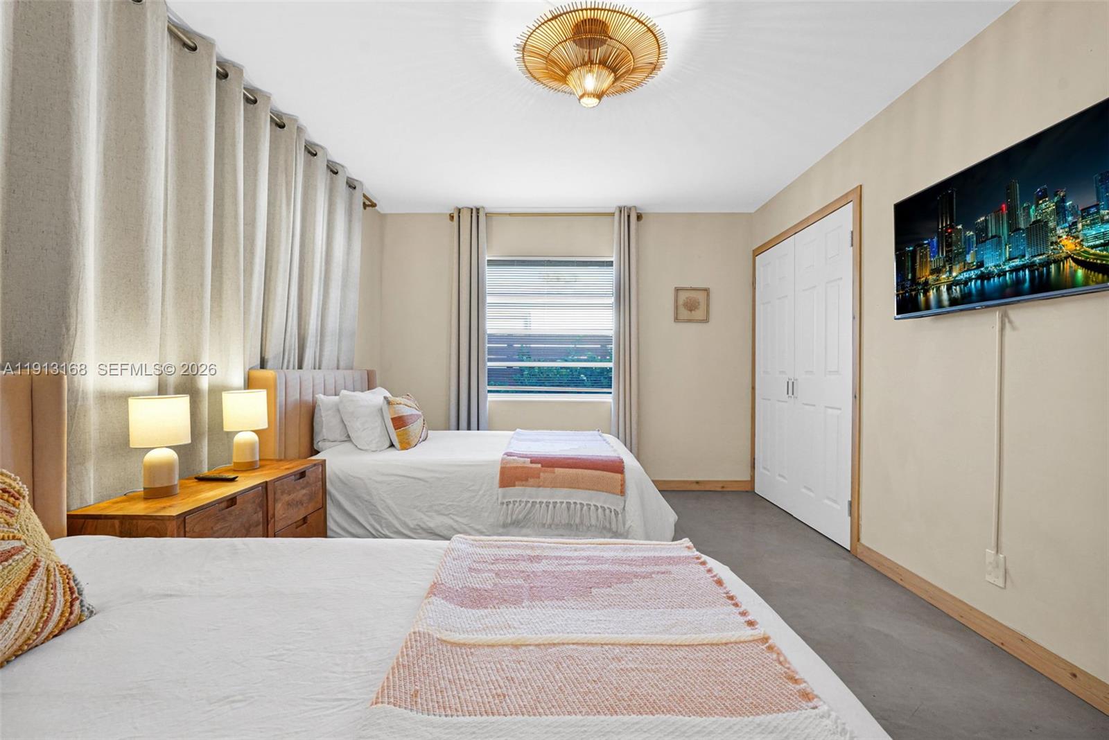 ANDERSON VILLAS - Residential