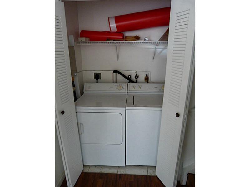 TAMARIND GROVE VILLAS CON - Residential Lease