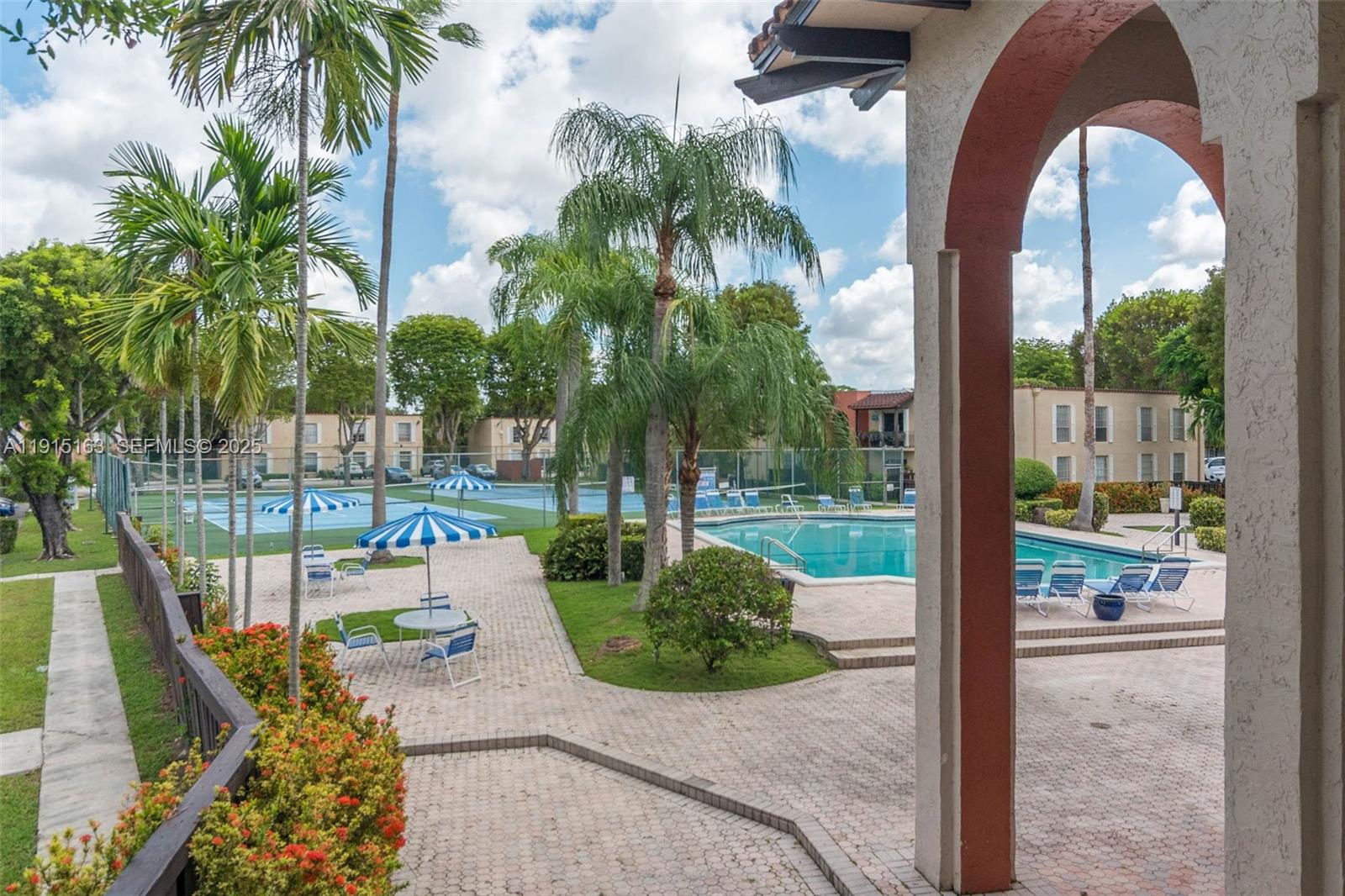 SPANISH TRACE CONDO PH II - Residential