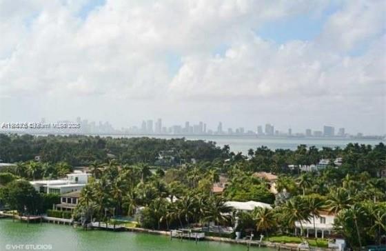 EDEN HOUSE CONDO - Residential