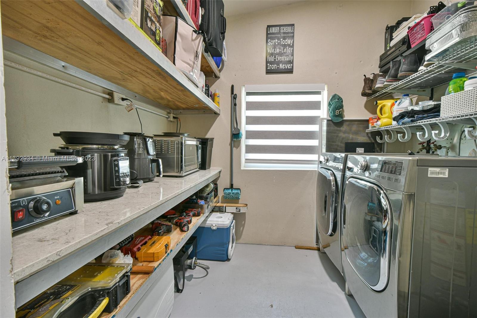 HOPPERS GARDEN TRACTS - Residential