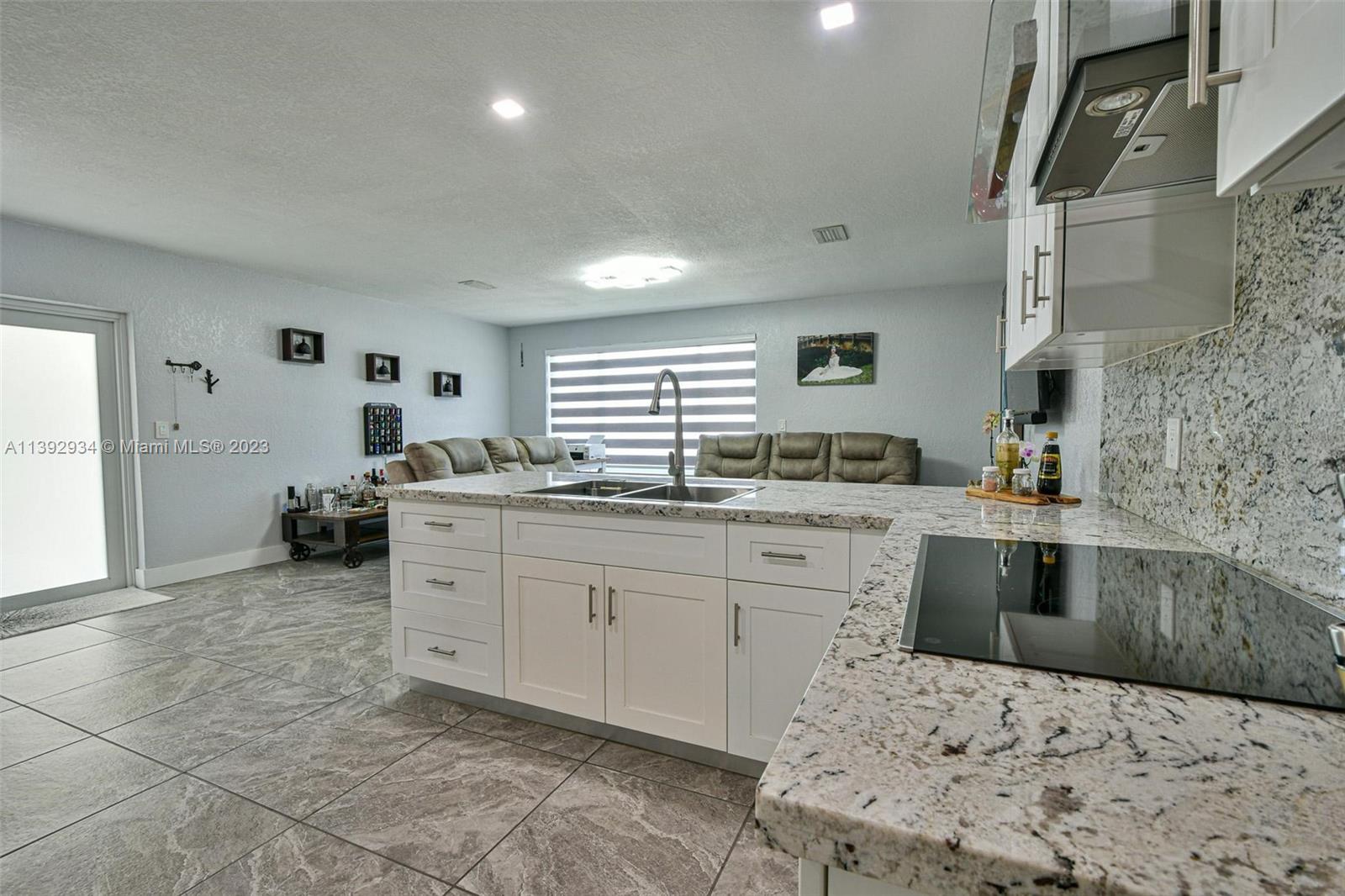 HOPPERS GARDEN TRACTS - Residential