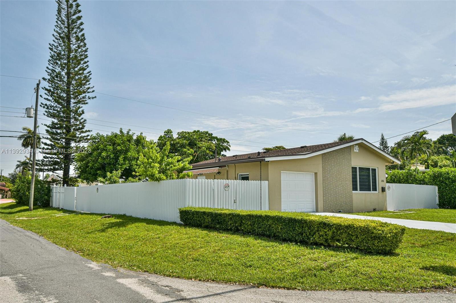 HOPPERS GARDEN TRACTS - Residential